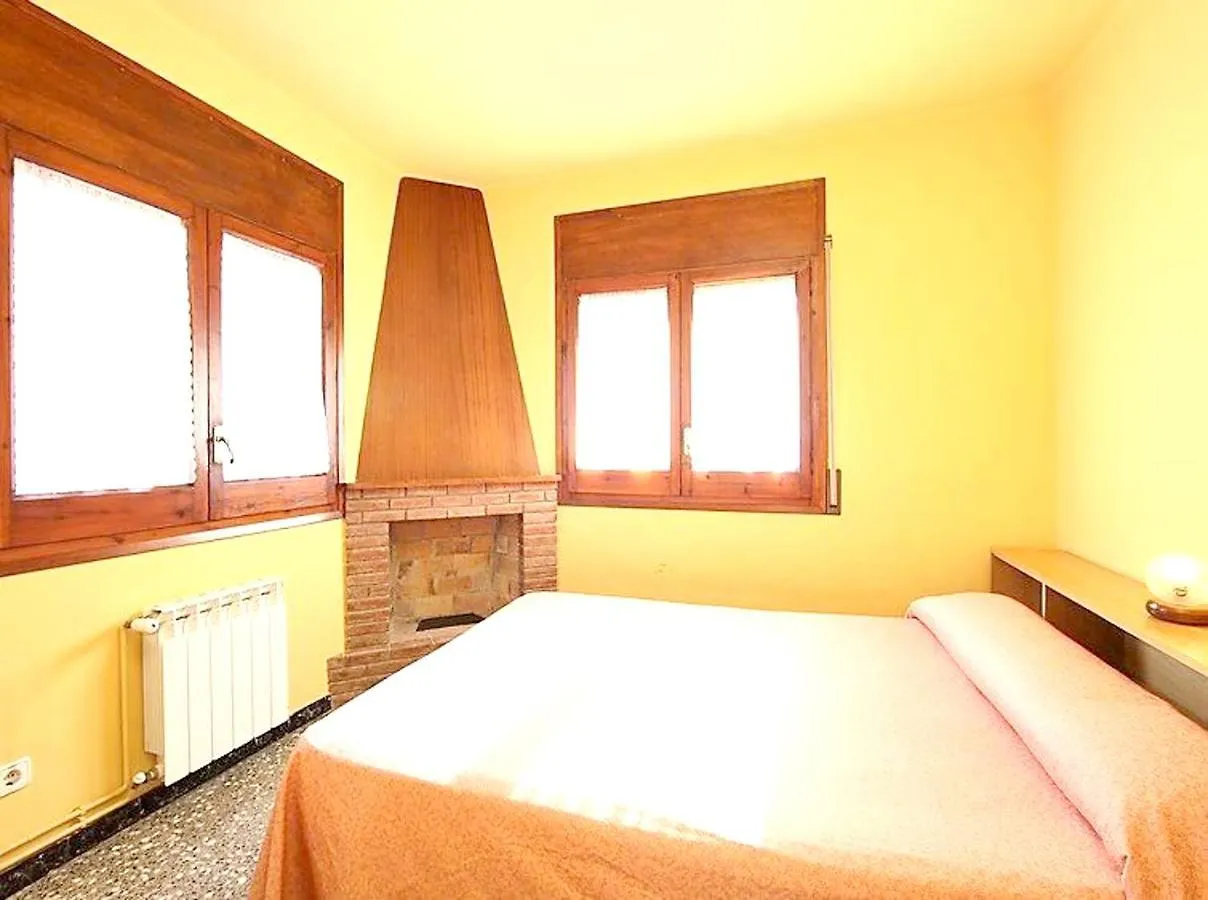 Spacious Apartment In Canyelles With Private Pool Espanha