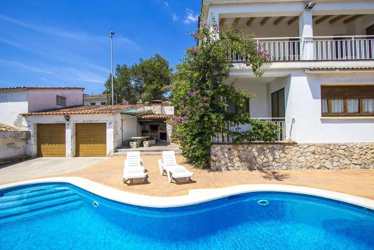 Spacious Apartment In Canyelles With Private Pool  Canyelles (Catalonia)